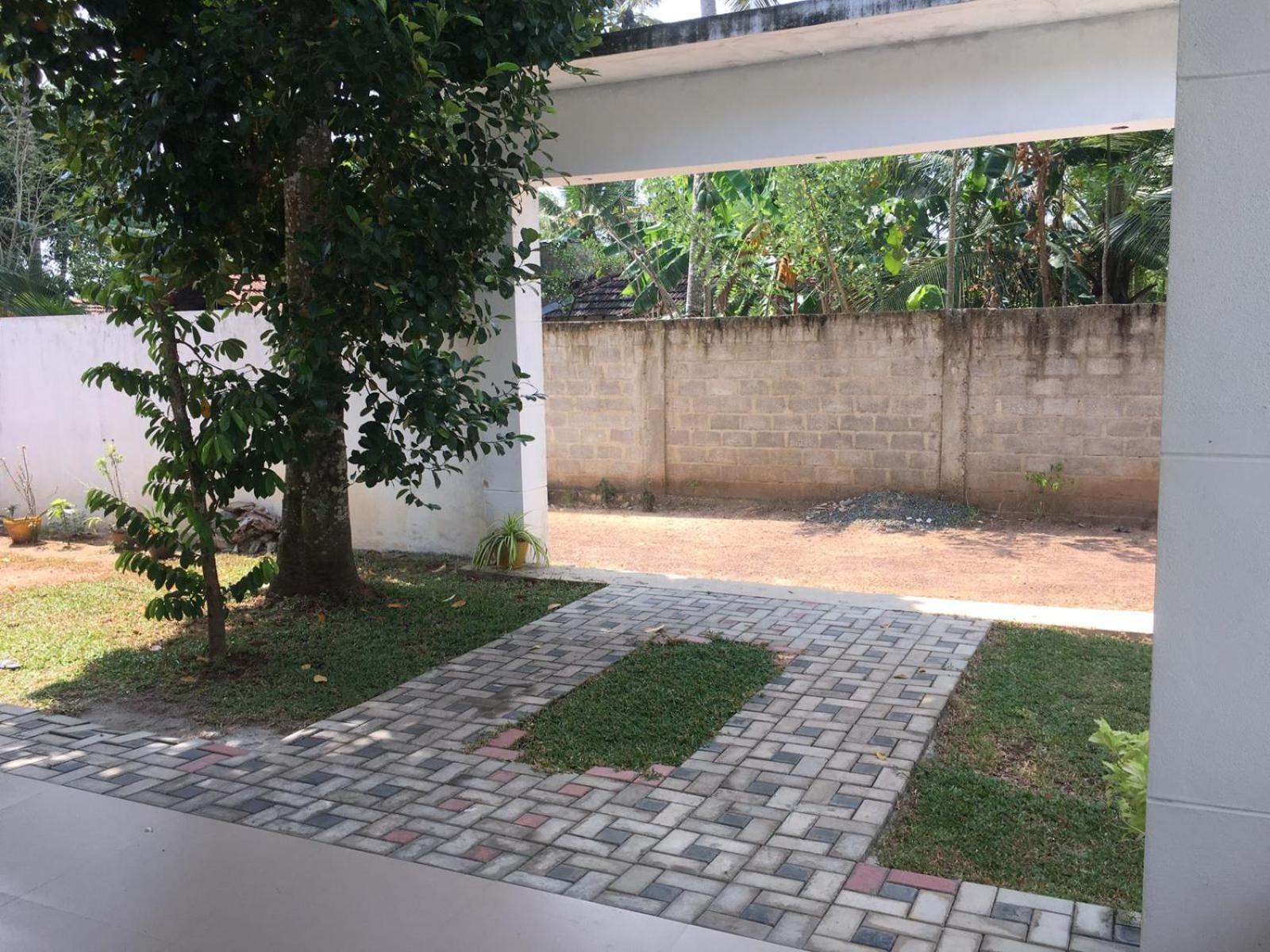 Bosadi Homestay คาตุนายากา ภายนอก รูปภาพ