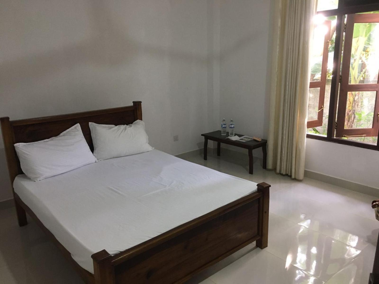 Bosadi Homestay คาตุนายากา ภายนอก รูปภาพ